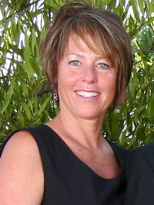 Amy Flores - San Clemente Real Estate Specialist in San Clemente, CA